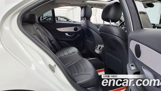Mercedes-Benz C-Class C200 Avantgarde