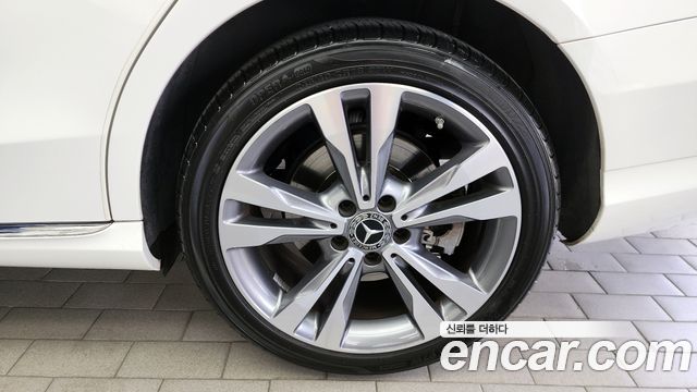 Mercedes-Benz C-Class C200 Avantgarde