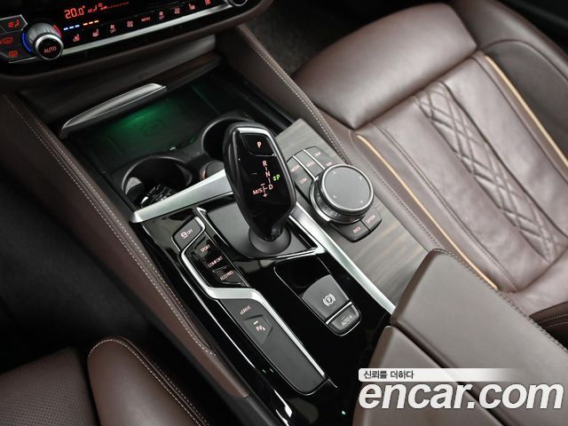 BMW 5-Series 530e M Sport