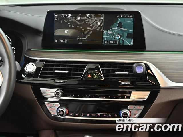 BMW 5-Series 530e M Sport
