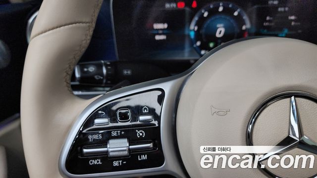 Mercedes-Benz E-Class E220d Cabriolet