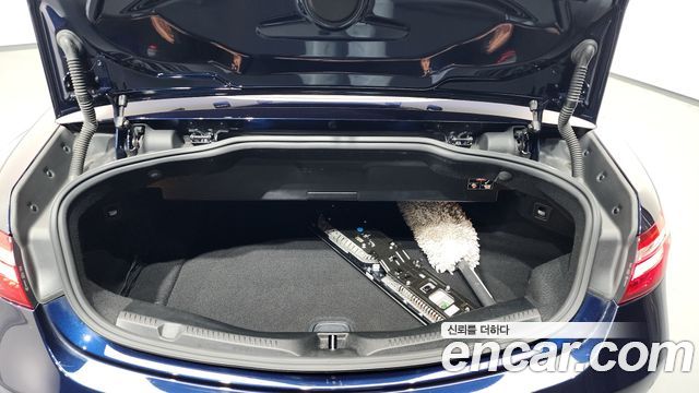 Mercedes-Benz E-Class E220d Cabriolet