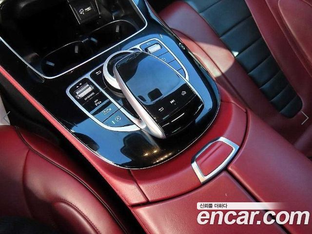 Mercedes-Benz CLS-Class CLS300d AMG Line