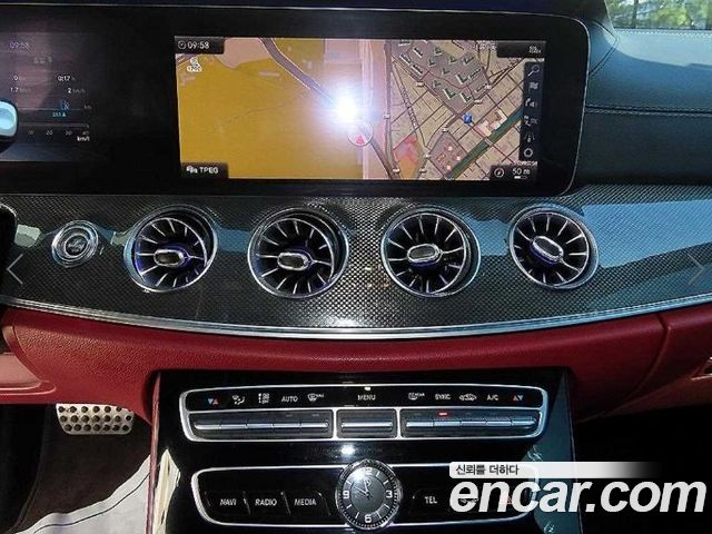 Mercedes-Benz CLS-Class CLS300d AMG Line