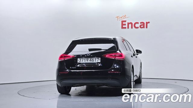 Mercedes-Benz A-Class A220 Hatchback