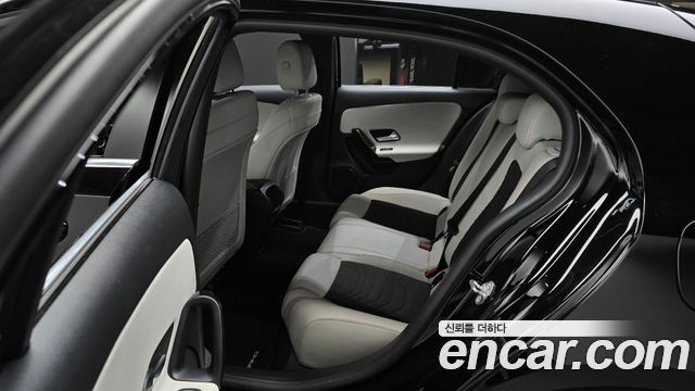 Mercedes-Benz A-Class A220 Hatchback