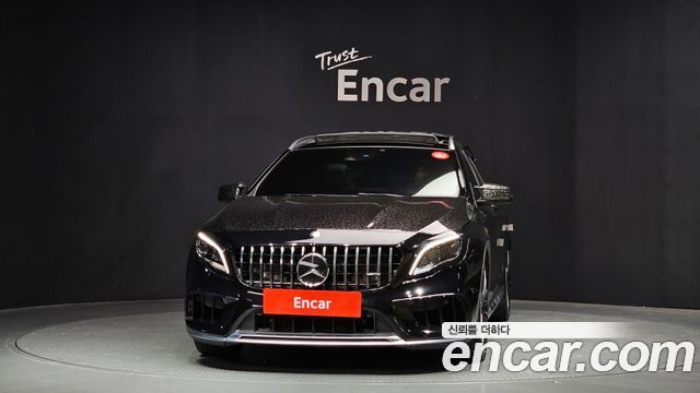 Mercedes-Benz GLA-Class GLA45 AMG 4MATIC