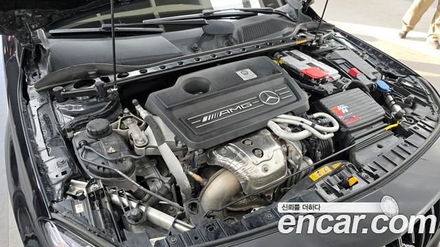 Mercedes-Benz GLA-Class GLA45 AMG 4MATIC