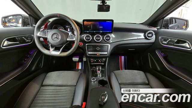Mercedes-Benz GLA-Class GLA45 AMG 4MATIC