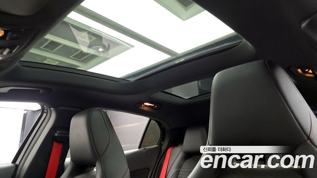 Mercedes-Benz GLA-Class GLA45 AMG 4MATIC