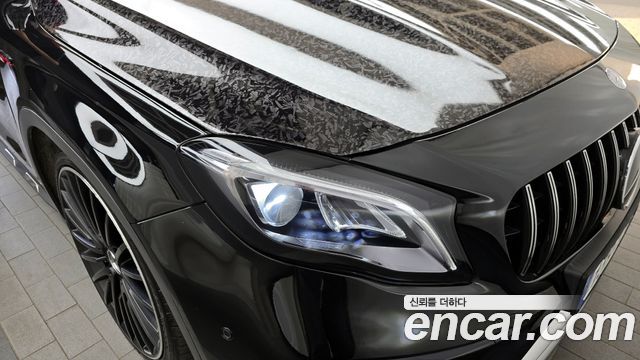Mercedes-Benz GLA-Class GLA45 AMG 4MATIC