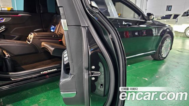 Mercedes-Benz S-Class Maybach S650 Pullman