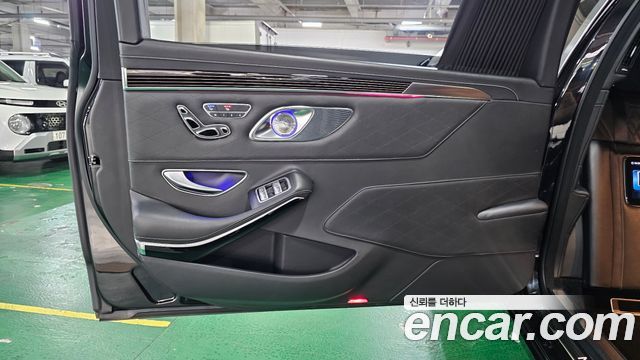 Mercedes-Benz S-Class Maybach S650 Pullman