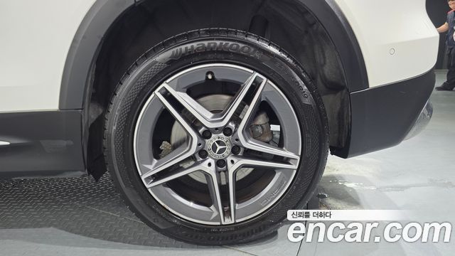 Mercedes-Benz GLB-Class GLB250 4MATIC