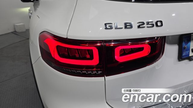 Mercedes-Benz GLB-Class GLB250 4MATIC