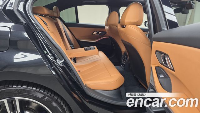 BMW 3-Series 320i M Sport