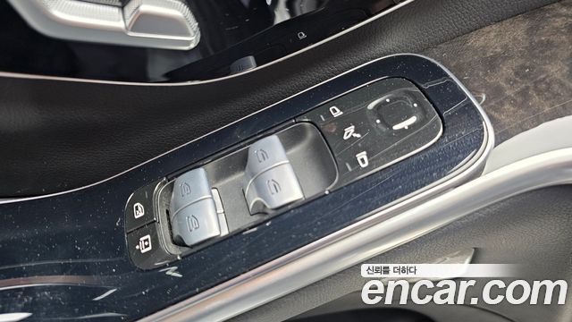 Mercedes-Benz S-Class S500L 4MATIC