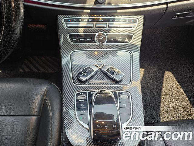 Mercedes-Benz E-Class E220d 4MATIC Avantgarde