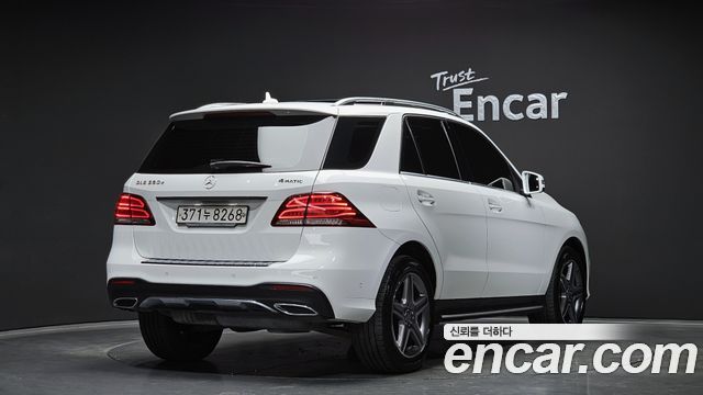 Mercedes-Benz GLE-Class GLE350 d 4MATIC
