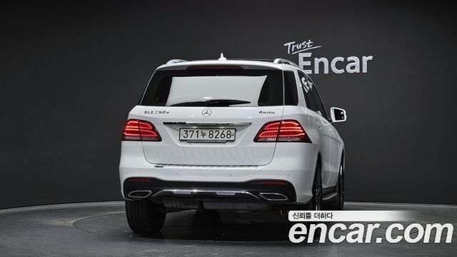 Mercedes-Benz GLE-Class GLE350 d 4MATIC
