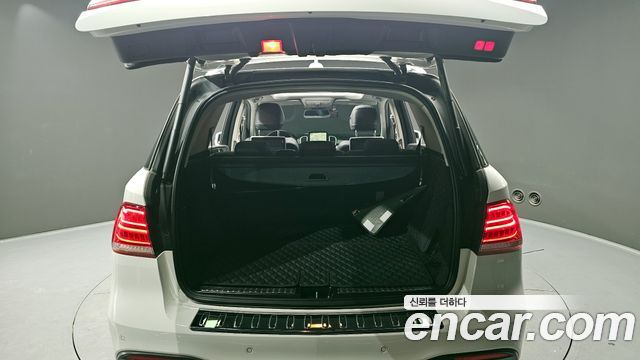 Mercedes-Benz GLE-Class GLE350 d 4MATIC