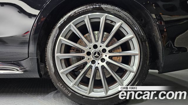 Mercedes-Benz S-Class S500L 4MATIC
