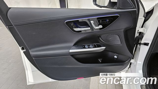 Mercedes-Benz C-Class C200 AMG Line