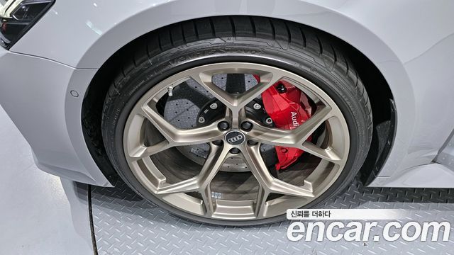 Audi RS6 4.0 TFSI Quattro Avant Performance