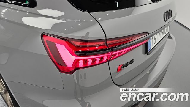 Audi RS6 4.0 TFSI Quattro Avant Performance
