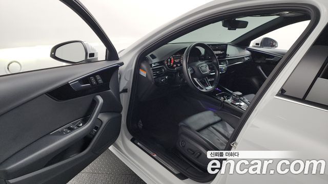 Audi A4 40 TFSI Premium