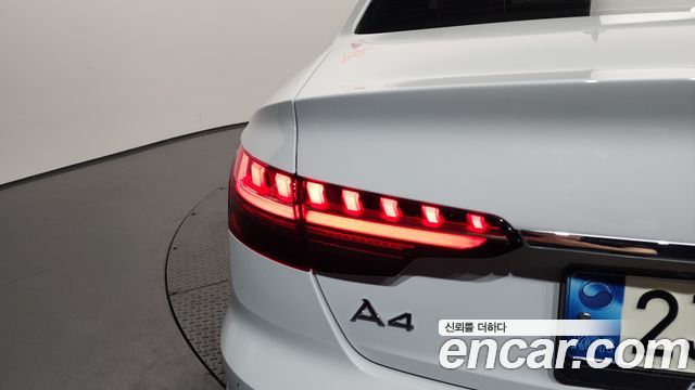 Audi A4 40 TFSI Premium