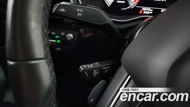 Audi A4 40 TFSI Premium