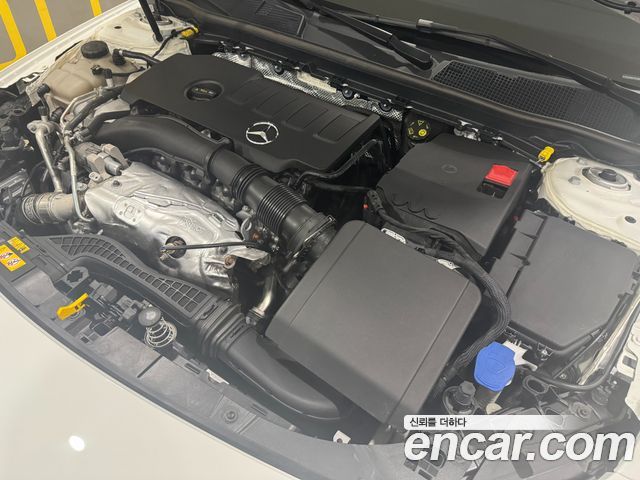 Mercedes-Benz CLA-Class CLA250 4MATIC