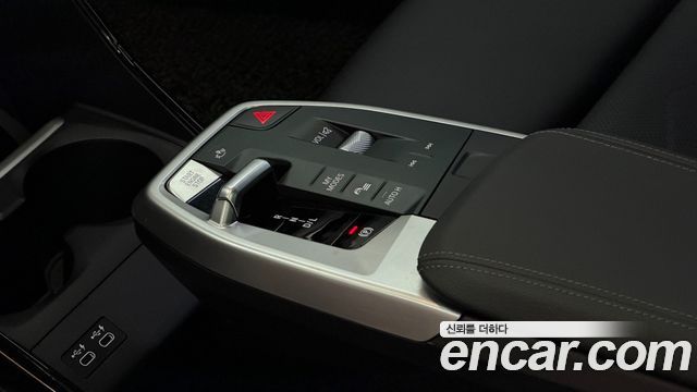 BMW 2-Series 220i Luxury
