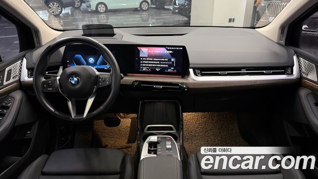 BMW 2-Series 220i Luxury