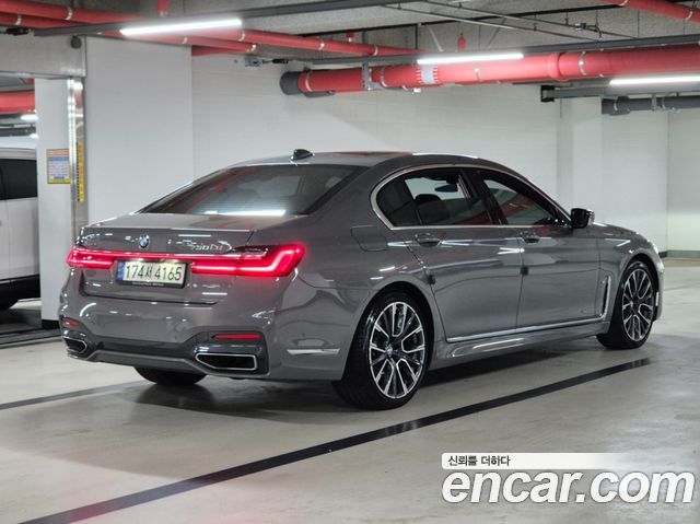 BMW 7-Series 730Ld xDrive M Sport