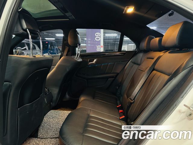 Mercedes-Benz E-Class E220 Bluetec Avantgarde