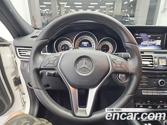 Mercedes-Benz E-Class E220 Bluetec Avantgarde