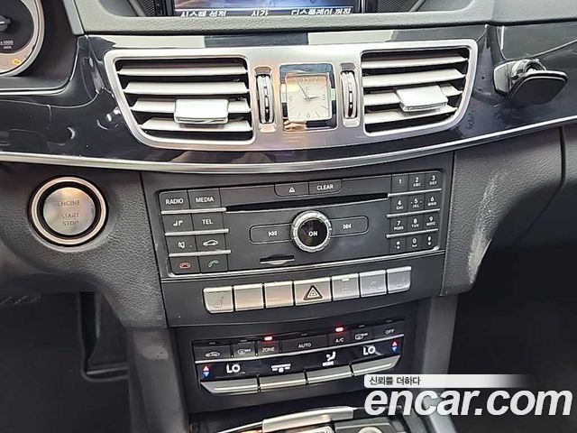 Mercedes-Benz E-Class E220 Bluetec Avantgarde