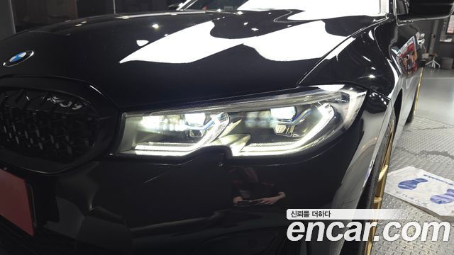 BMW 3-Series M340i xDrive Touring Performance
