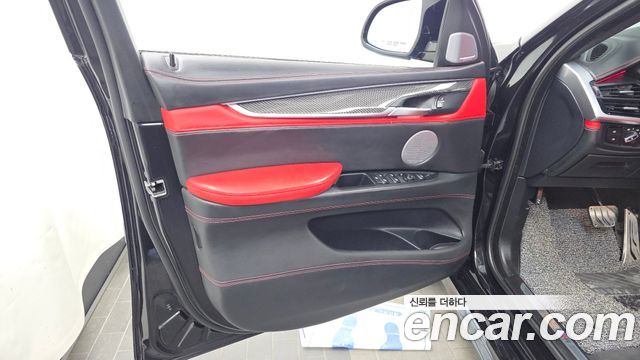 BMW X6M 4.4