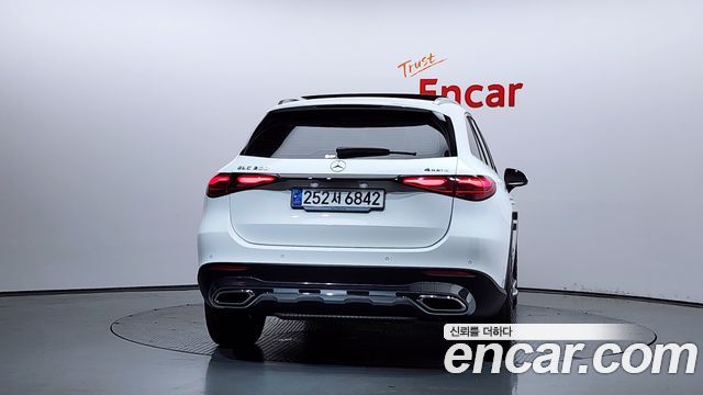 Mercedes-Benz GLC-Class GLC 300 4MATIC Avantgarde