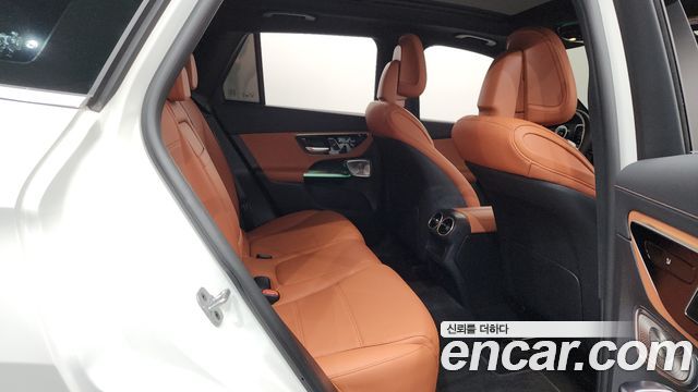 Mercedes-Benz GLC-Class GLC 300 4MATIC Avantgarde