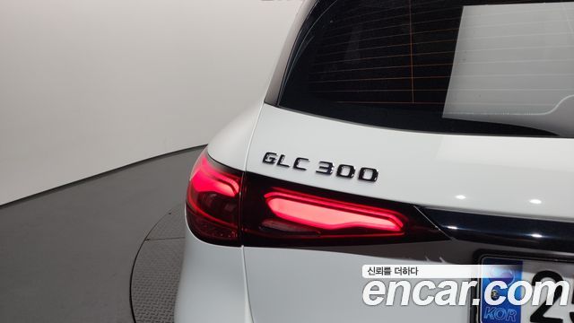Mercedes-Benz GLC-Class GLC 300 4MATIC Avantgarde