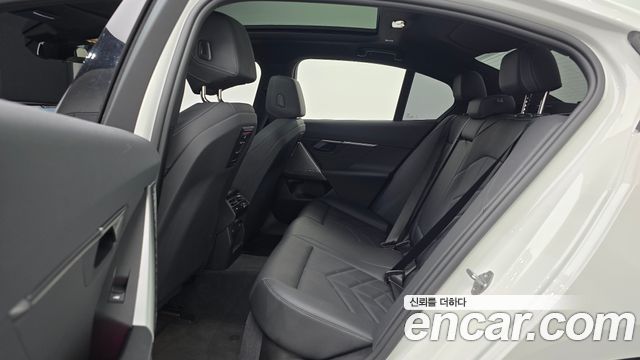 BMW 5-Series 520i M Sport