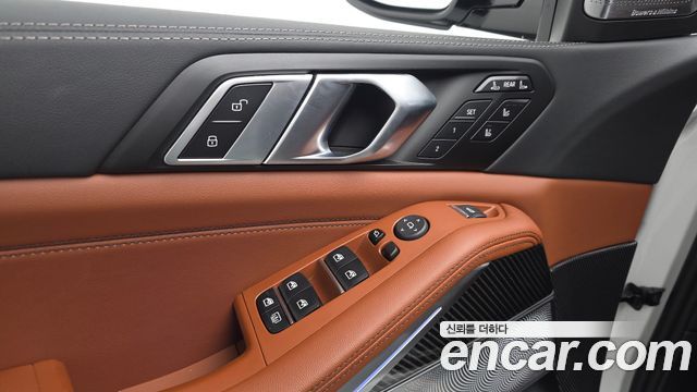 BMW X7 M60i xDrive M sport 6STR