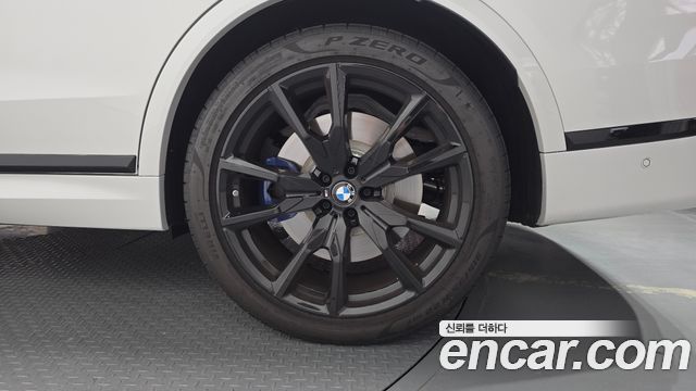 BMW X7 M60i xDrive M sport 6STR