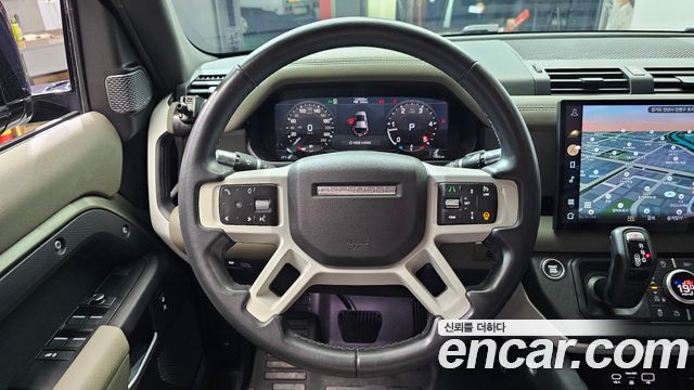 Land Rover Defender 110 D240 S