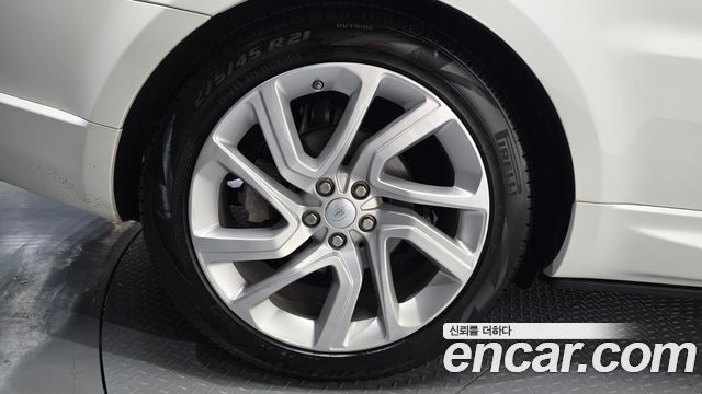 Land Rover Range Rover Sport 3.0 SDV6 HSE Dynamic