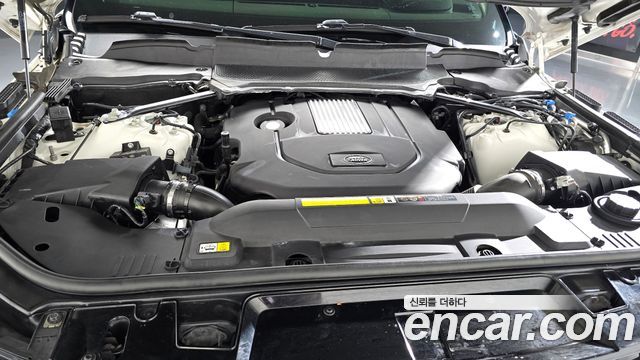 Land Rover Range Rover Sport 3.0 SDV6 HSE Dynamic
